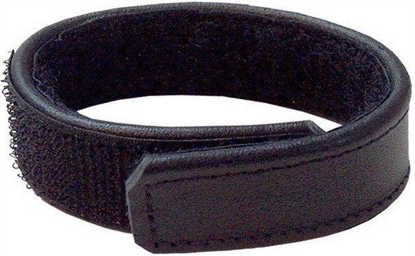 Un cockstrap flexible avec fermeture velcro : un pur confort de port Un cockstrap flexible avec fermeture velcro : un pur confort de port