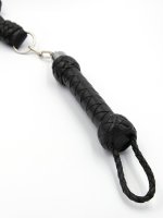 Aperçu: Geflochtener Flogger-Griff mit Handschlaufe – Detail